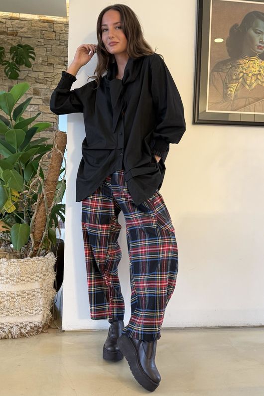 McAlister Tartan Brushed Cotton Barrel Pant Black